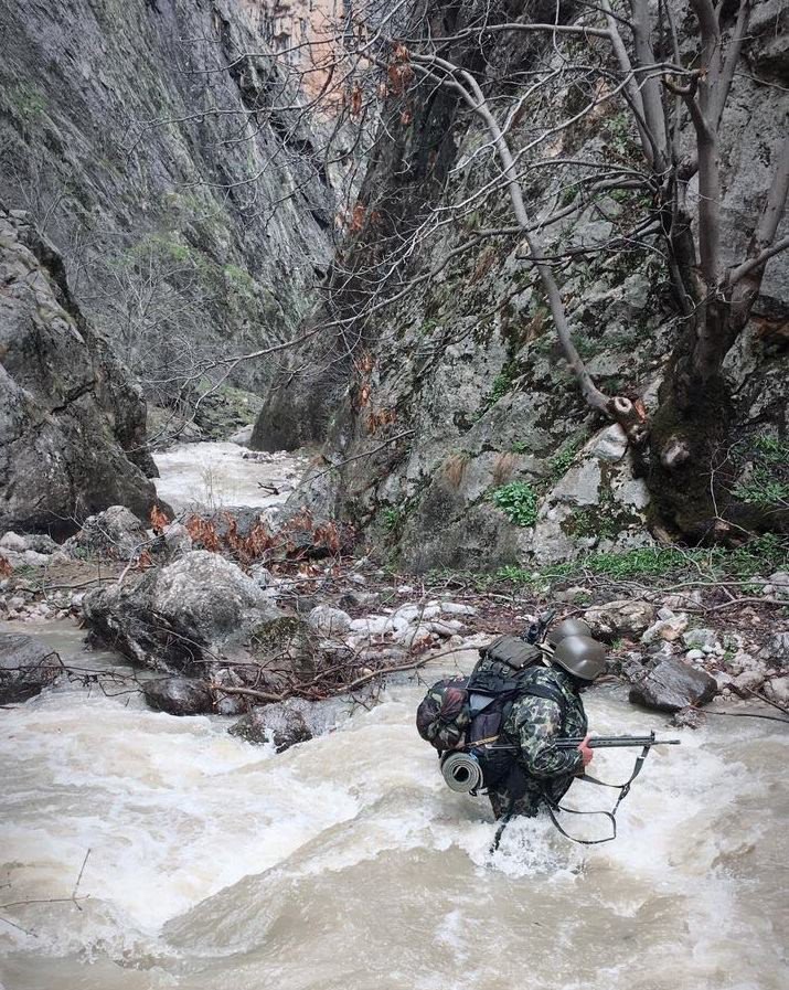 Erzincan’da Terörist Barınaklarına Jandarmadan Operasyon