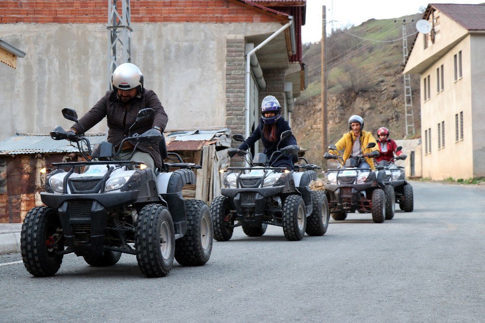 Develerle Gezilen Eski Kervan Yolunda Şimdi Atv’ler İle Gezecekler