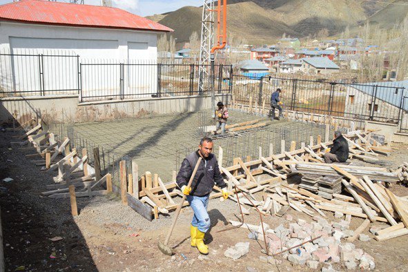 Eleşkirt Tahir Beldesinde Modern Mezbahane Temeli Atıldı