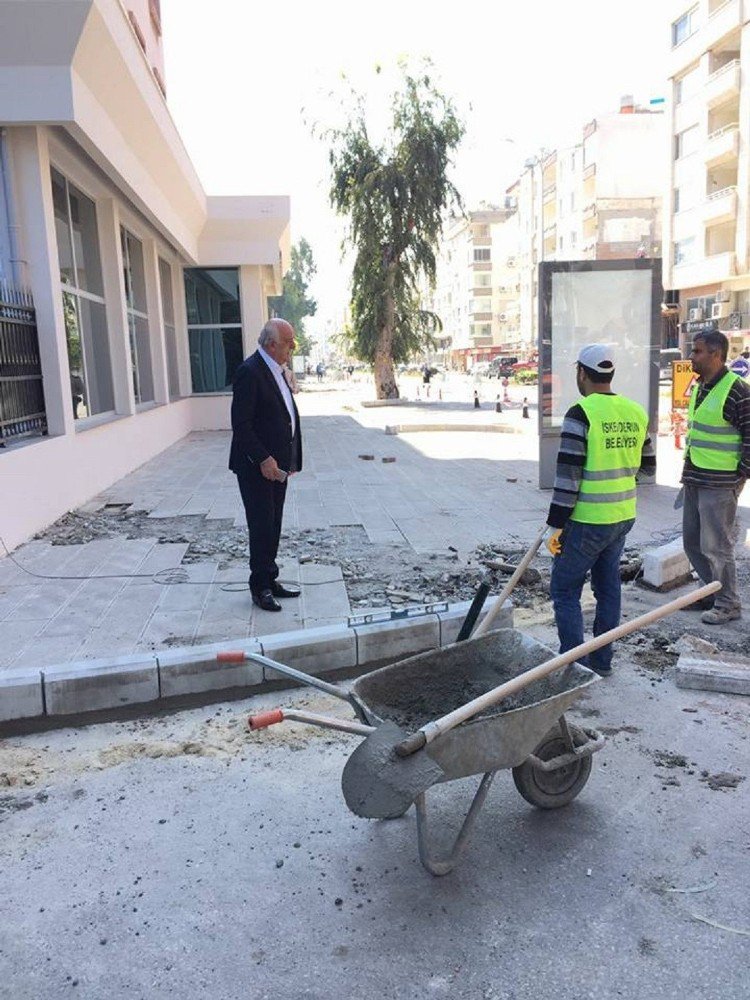 İskenderun’da Caddeler Ve Kaldırımlar Yenileniyor