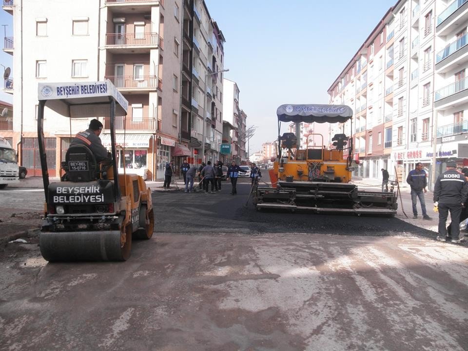 Beyşehir’de Yolların Standardı Yükseltiliyor