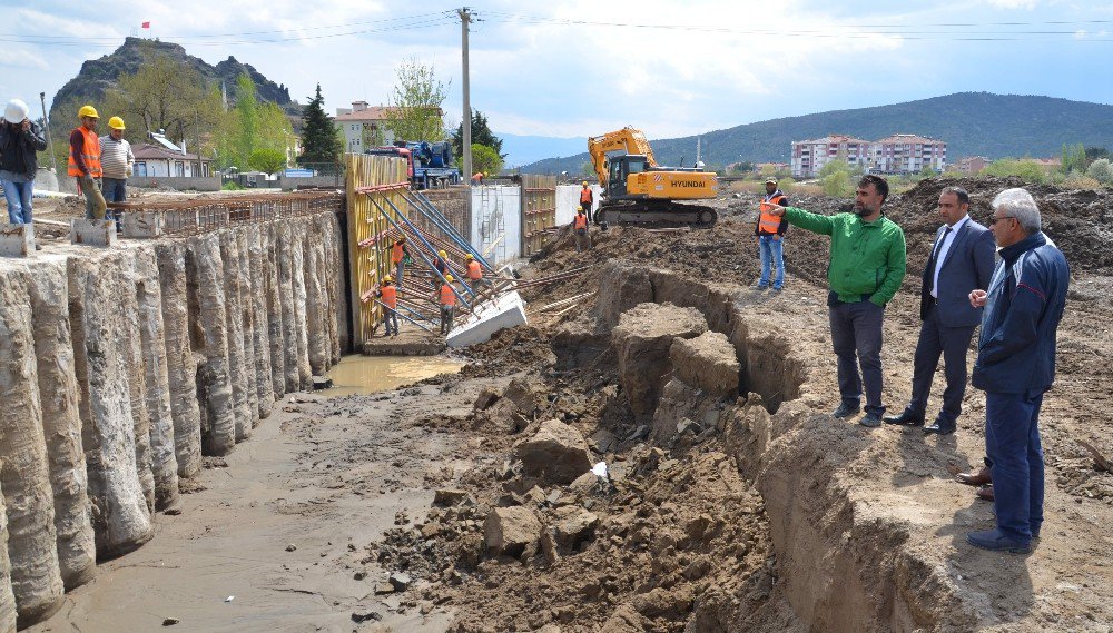 Başkan Karataş Kızılırmak Islah Projesini İnceledi