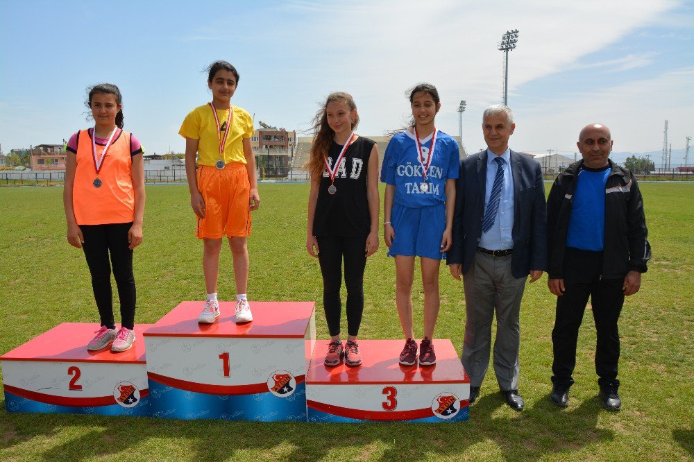 Söke’de Okullar Arası Atletizm Heyecanı Yaşandı