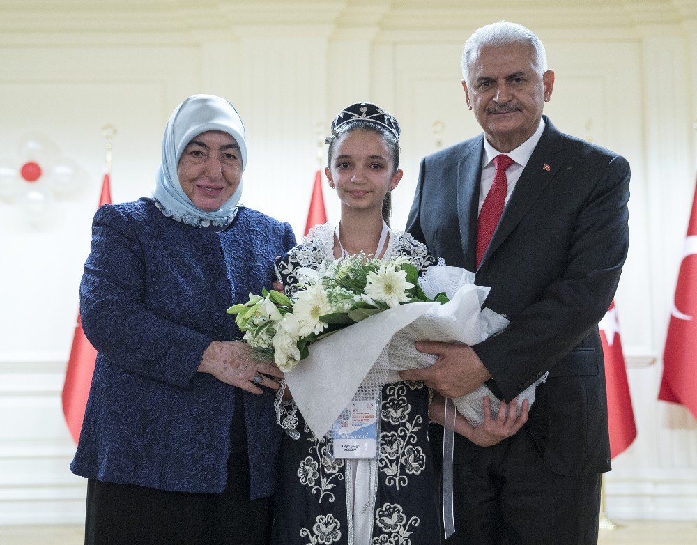 Başbakan Yıldırım, Dünya Çocuklarıyla Bir Araya Geldi