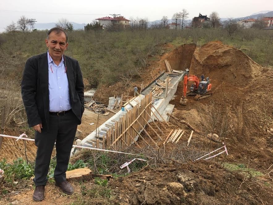 Beşikdüzü’nde Geçtiğimiz Yıl Eylül Ayında Meydana Gelen Sel Felaketinin Ardından Tersip Bentleri Çalışmaları Sürüyor