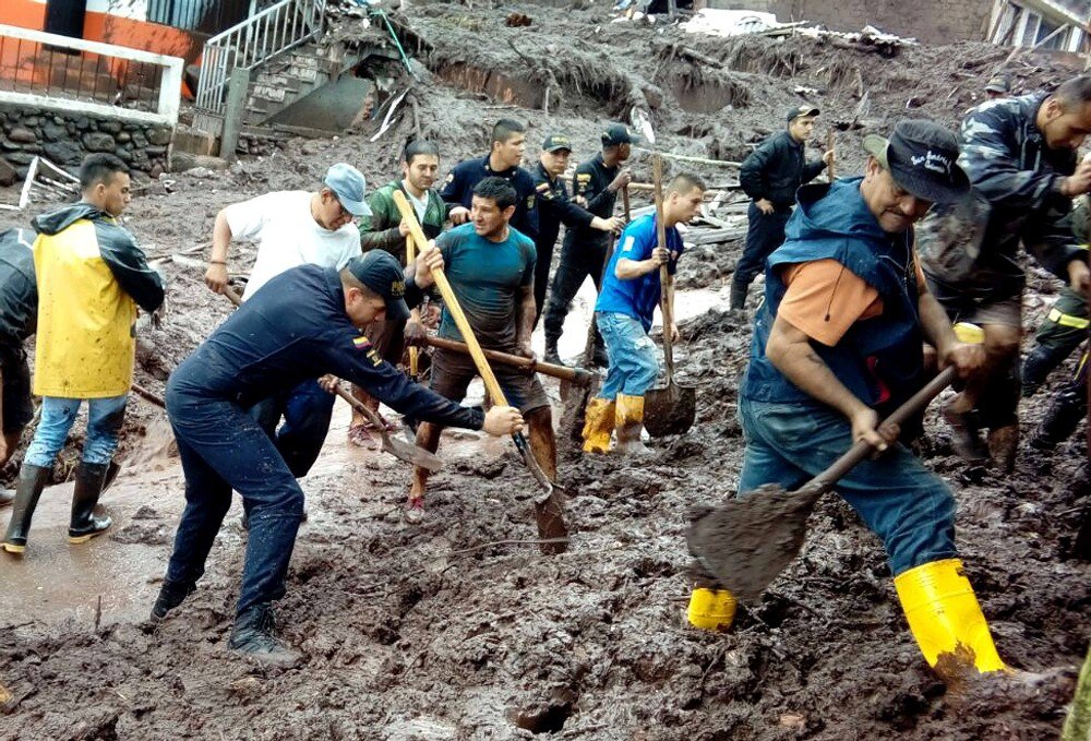 Kolombiya’da Toprak Kayması: 17 Ölü