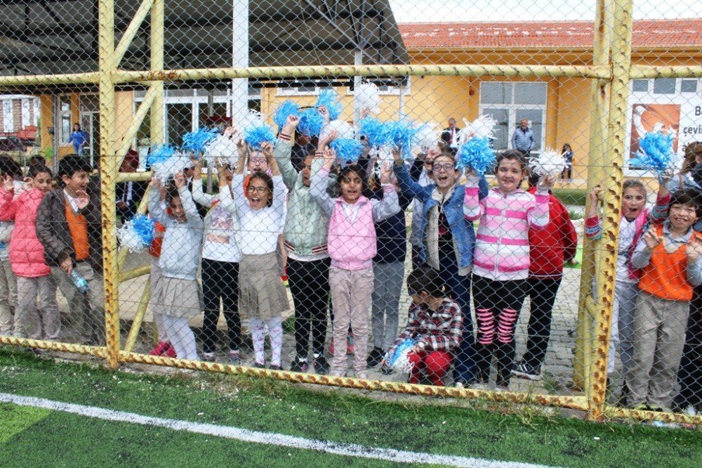 Ayvalıklı Minikler Gelecek İçin Sporla Buluştu