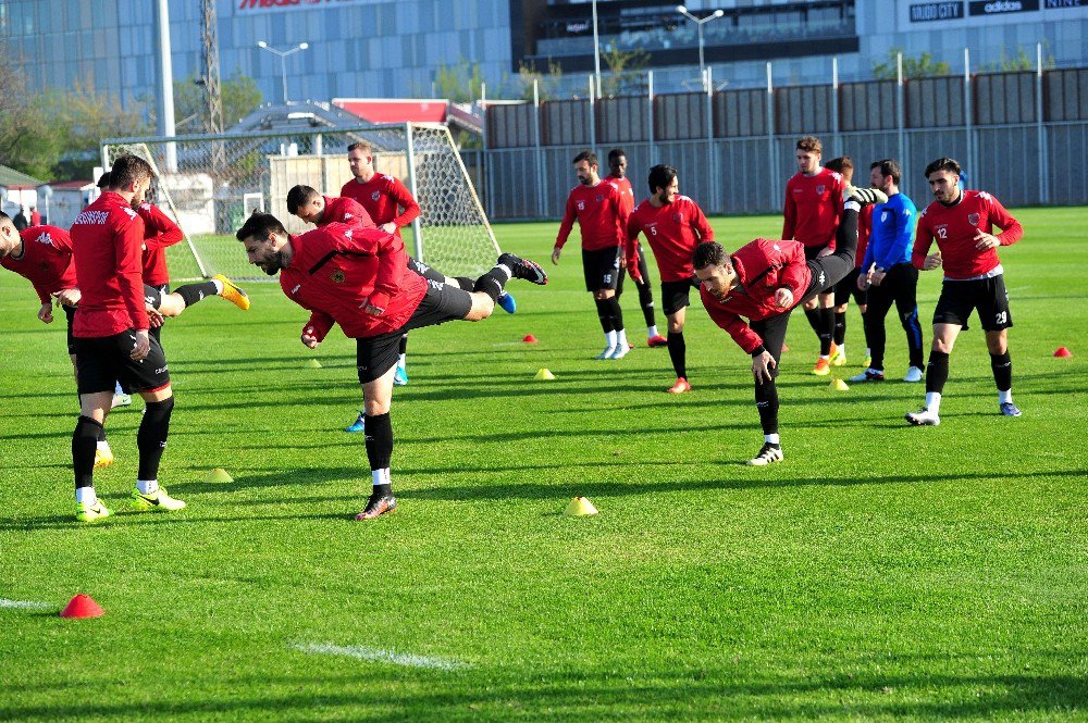 Özköylü: “Elazığspor Maçı Hayati Önem Taşıyor”