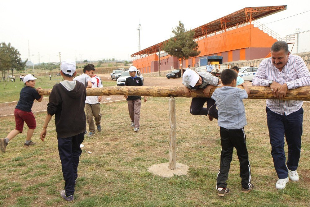 Toroslar Belediyesi, 23 Nisan’ı Geleneksel Çocuk Oyunlarıyla Kutlayacak