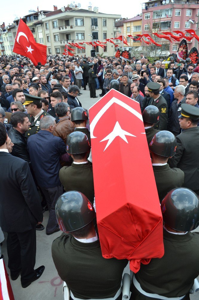 Şehit Hakim Ordu’da Gözyaşlarıyla Son Yolculuğuna Uğurlandı