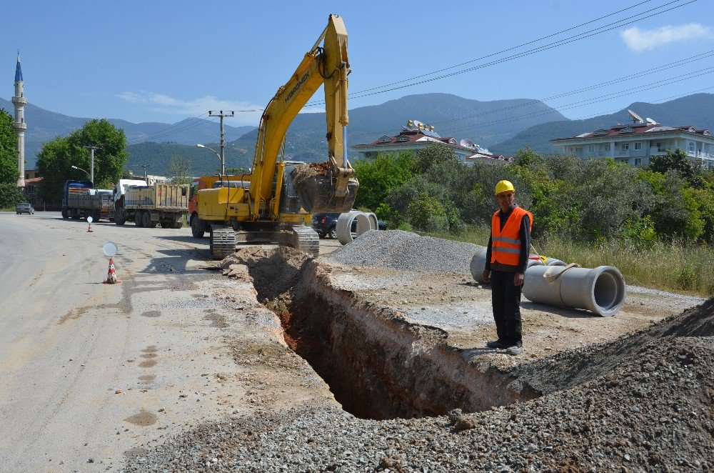 Alanya Oba Mahallesi’nin Kanalizasyon Sorunu Çözülüyor