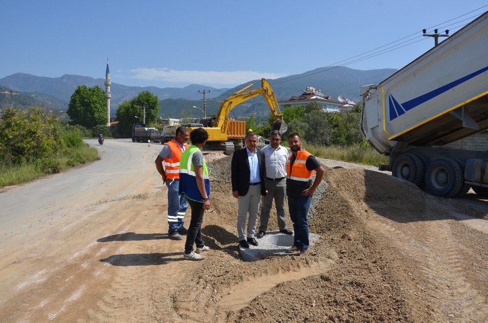 Alanya Oba Mahallesi’nin Kanalizasyon Sorunu Çözülüyor