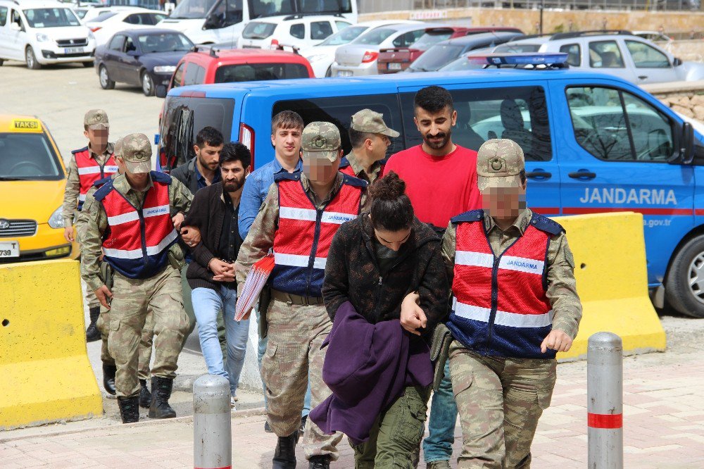 Elazığ’da Terör Operasyonunda 5 Kişi Adliyeye Sevk Edildi