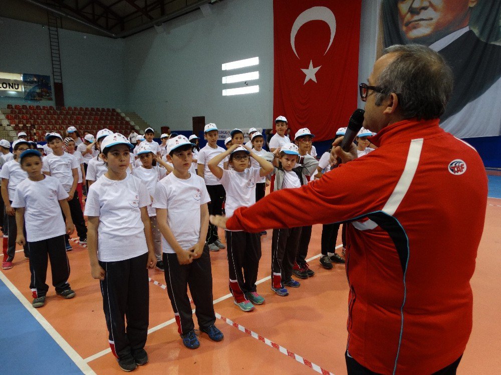 Hem Eğlendiler, Hem Öğrendiler