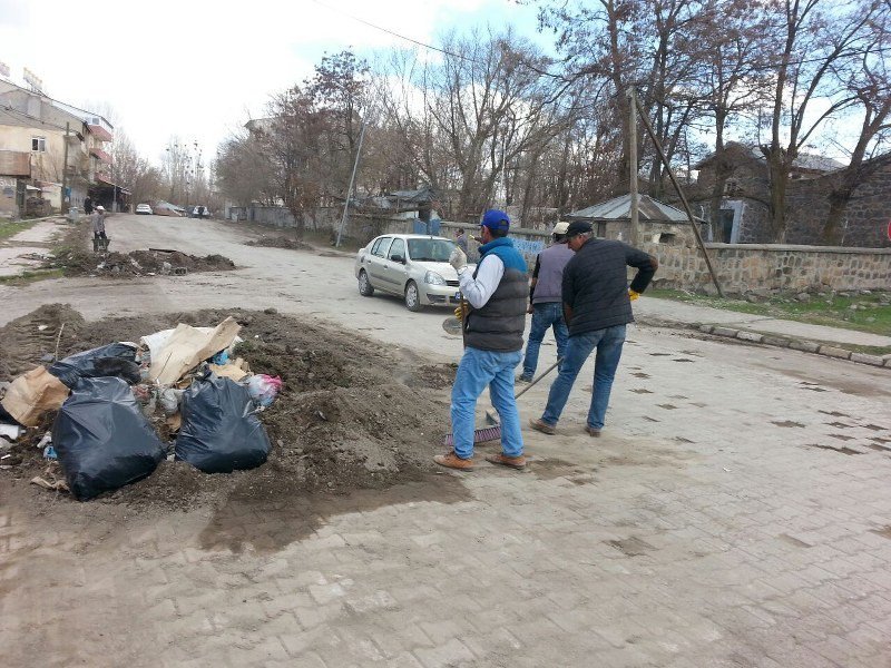 Bulanık Belediyesinden Bahar Temizliği