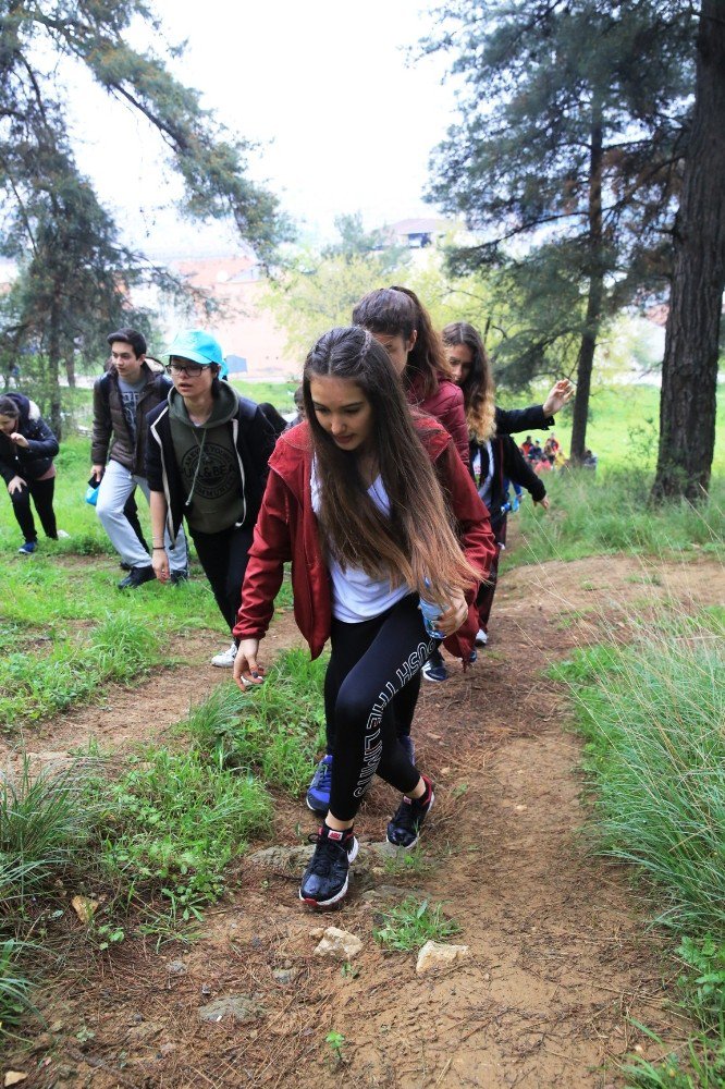 Spor Şenlikleri Gençleri Doğayla Buluşturdu