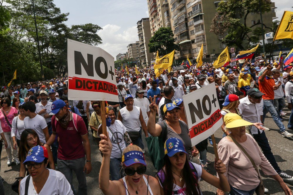 Venezuela’daki Protestolarda Ölü Sayısı 11’e Yükseldi