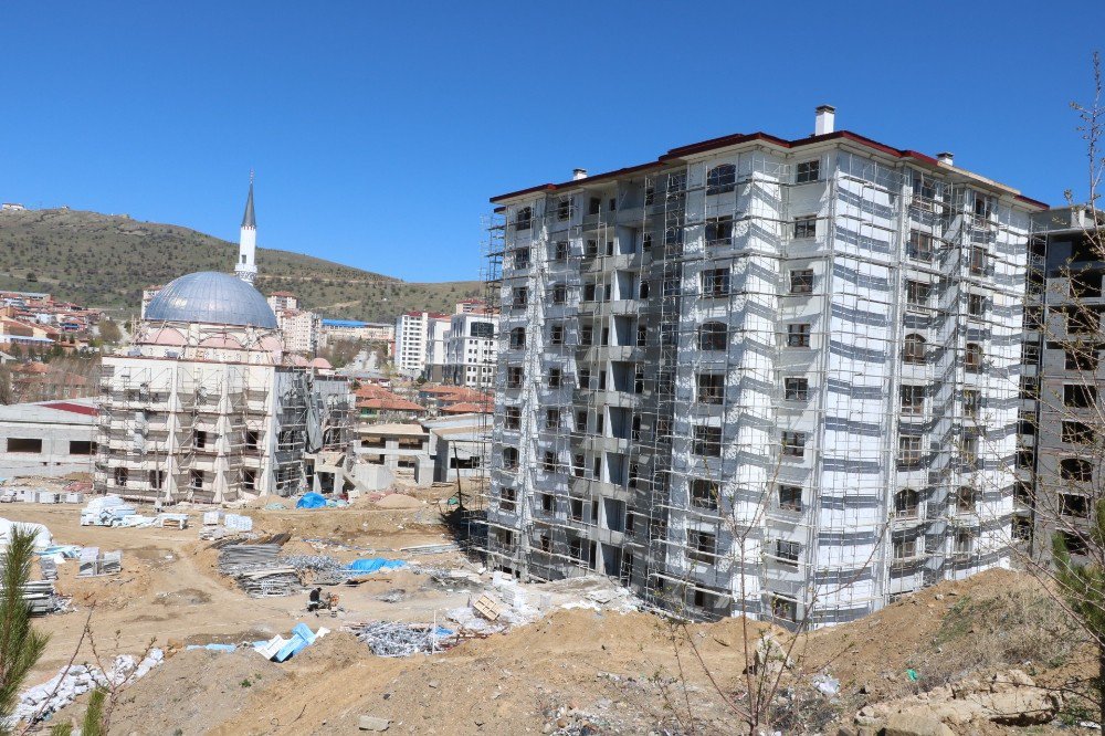 Eski Sanayi Sitesi’ndeki Konutlar Hızla Yükseliyor