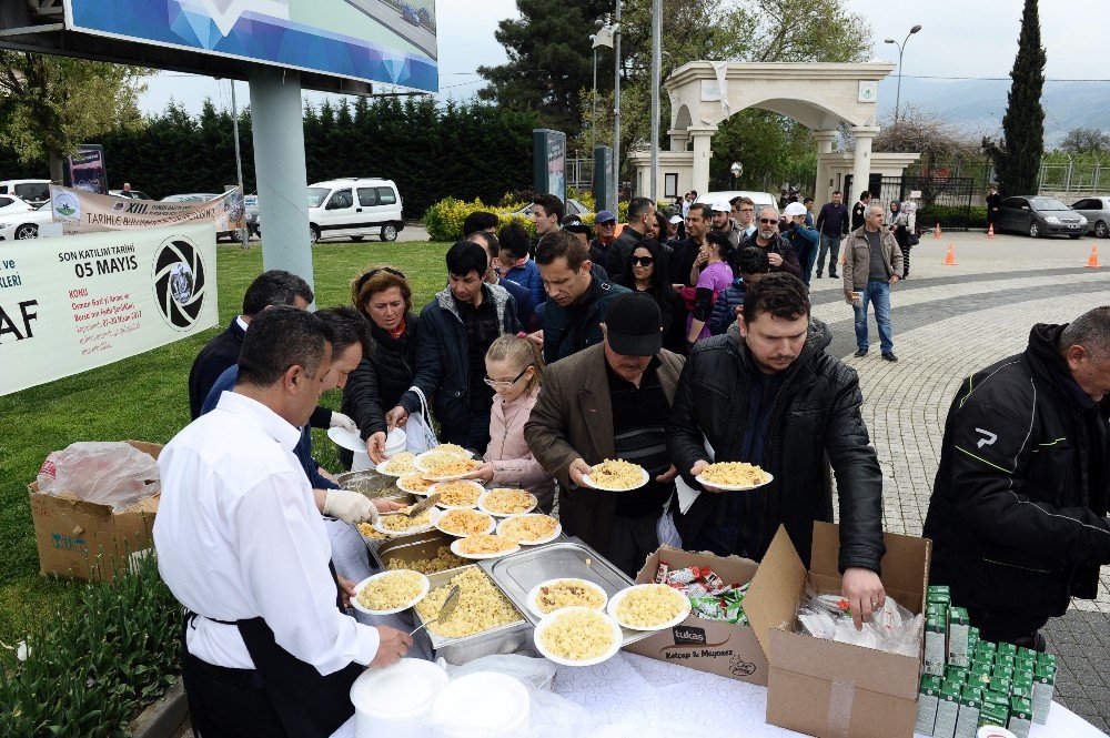 Atletler Makarna Yiyerek Enerji Depoladı