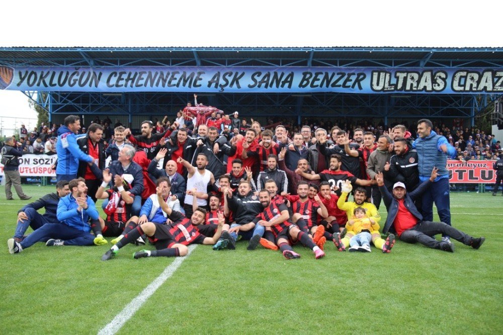 Turgutluspor 3. Lig’e Çıktı