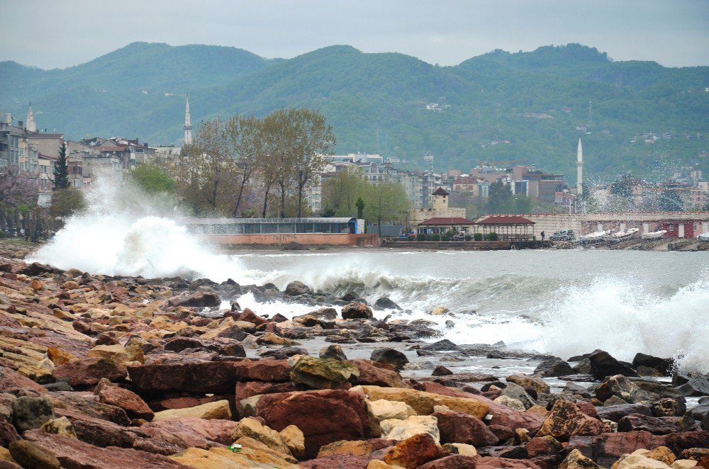 Karadeniz Hırçınlaştı