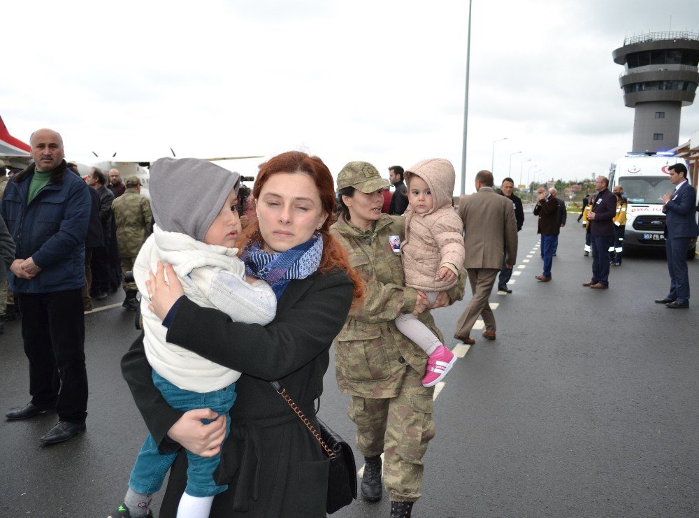 Ordu Şehidini Karşıladı