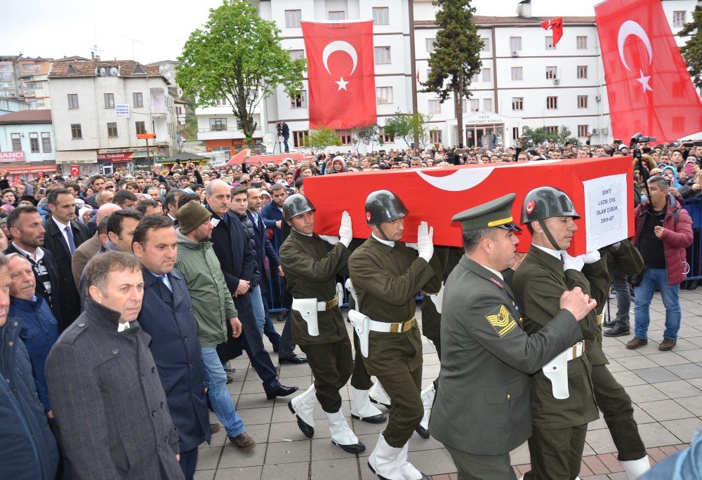 Ordu Şehidini Uğurladı