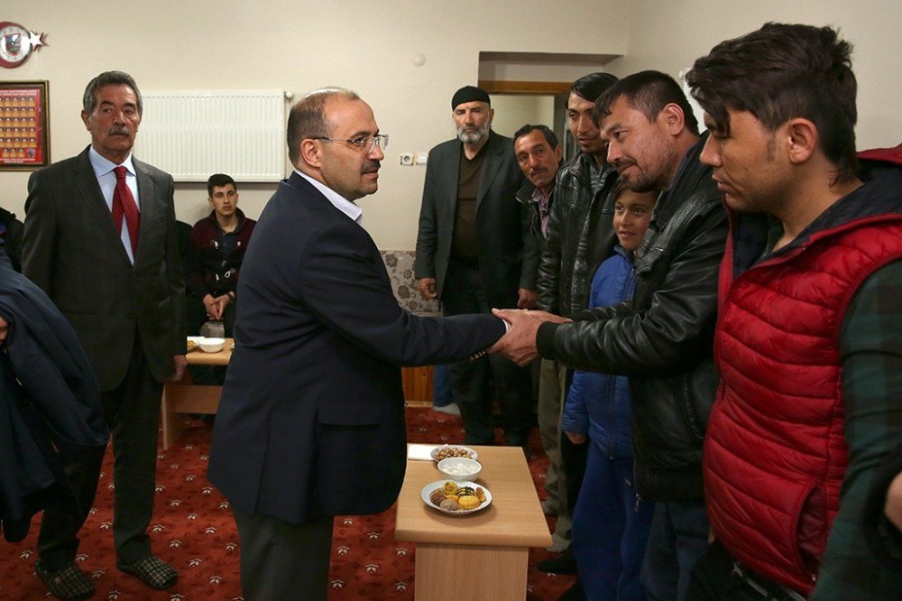 Vali İsmail Ustaoğlu: “Milletimizin Hizmetkârıyız”