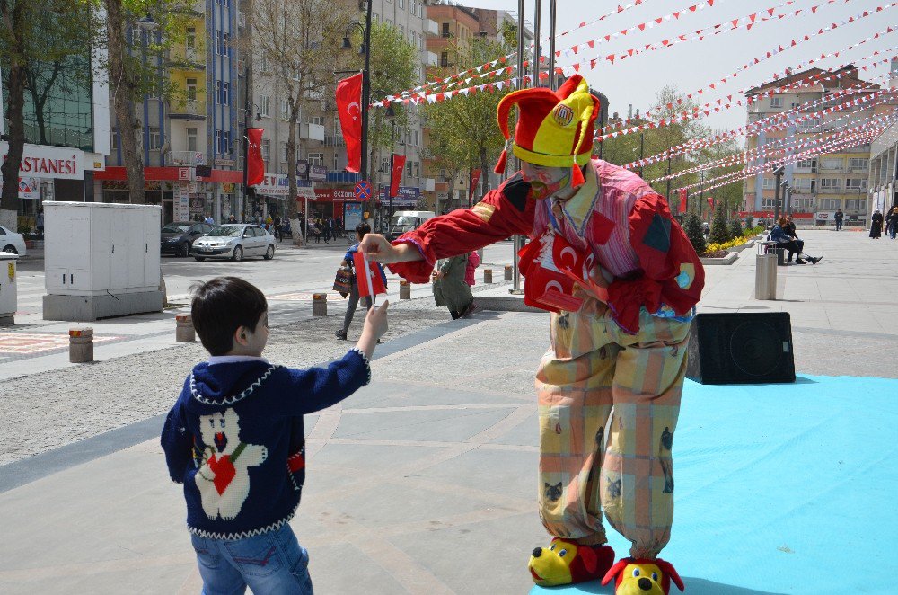 Doğa Cadde’den Pamuk Şekerli 23 Nisan Kutlaması