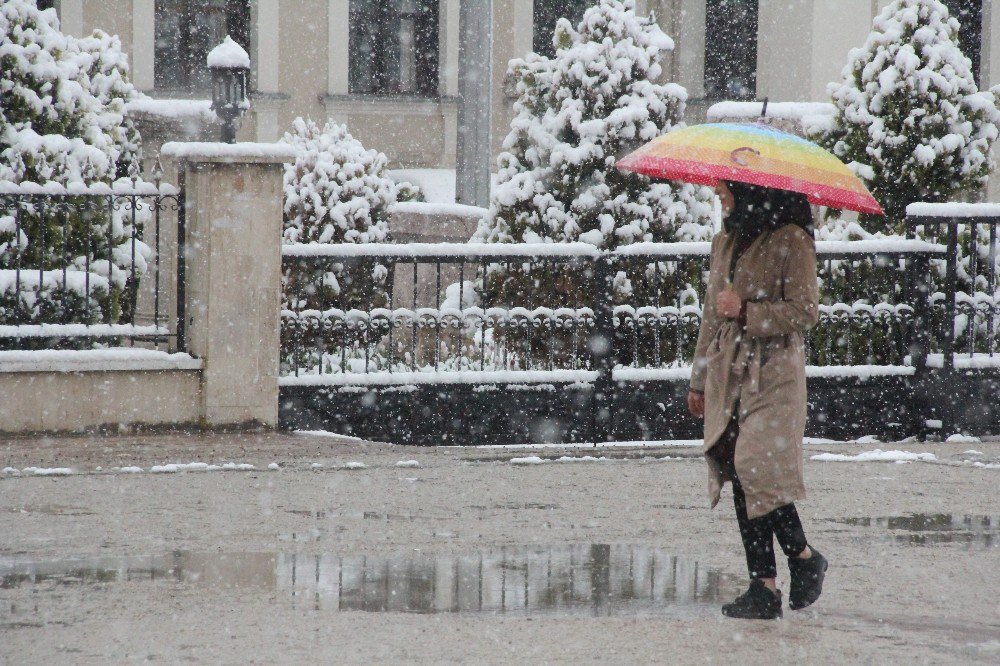 Bolu’da Kar Sürprizi