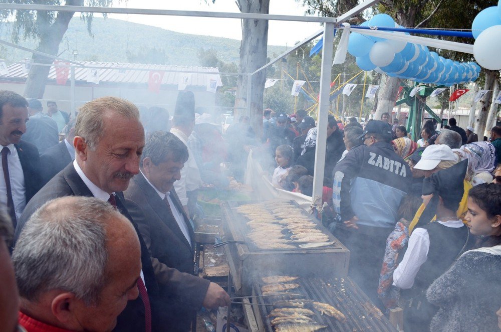 Didim’de Balık-ekmeğe Yoğun İlgi.