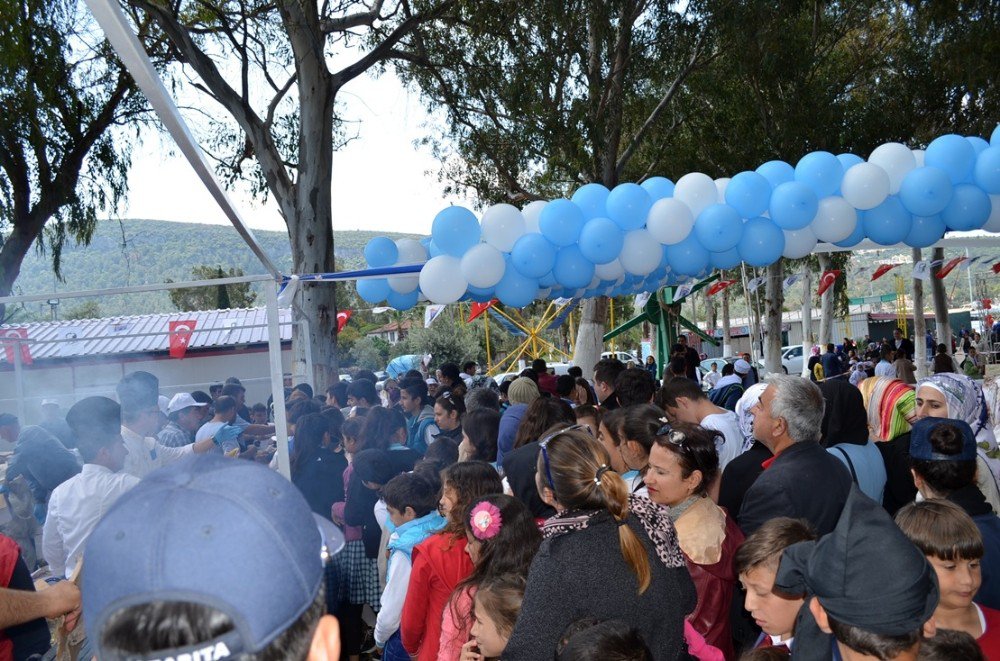 Didim’de Balık-ekmeğe Yoğun İlgi.