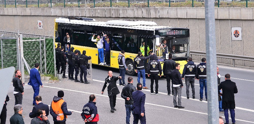 Fenerbahçe Taraftarı Tt Arena’da