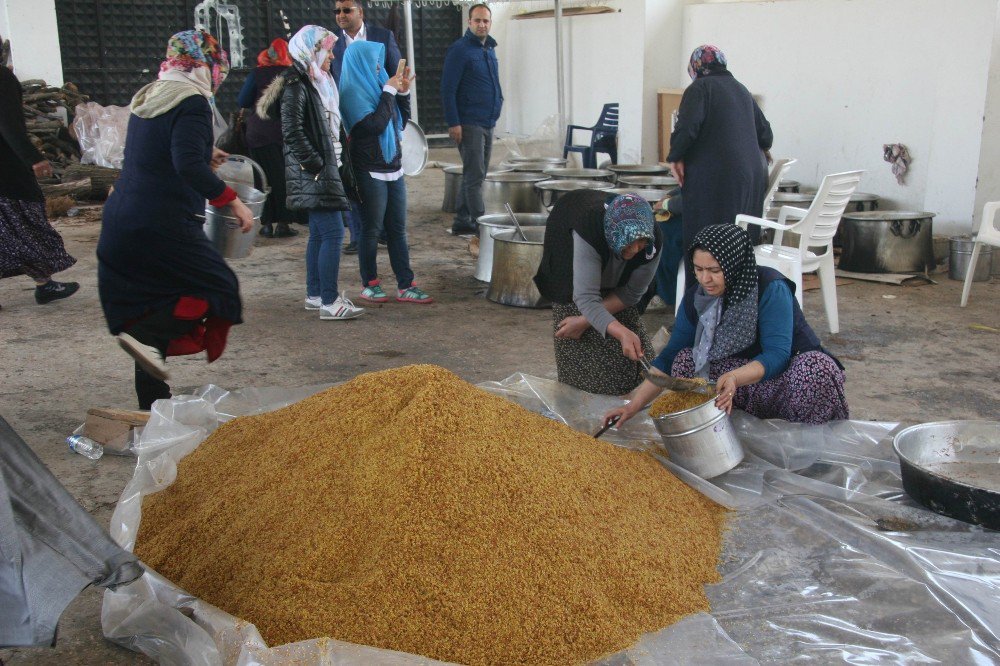 Elbeyli’de 10 Bin Kişiye Yemek Dağıtıldı