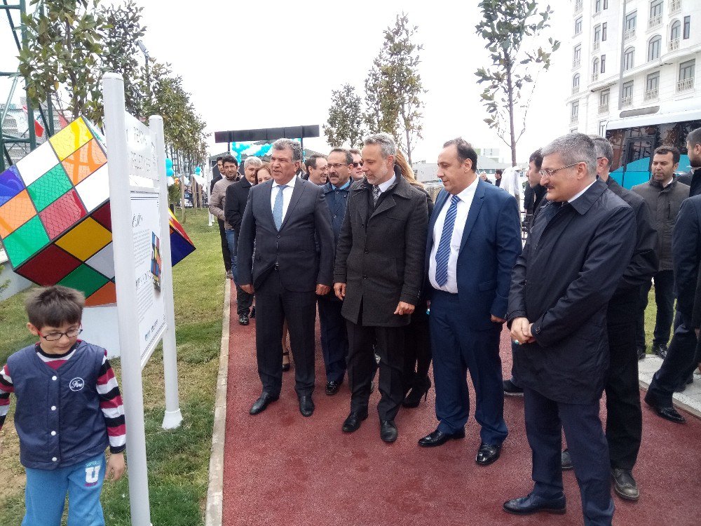 Pendik’te Türk- Macar Dostluk Parkı Açıldı