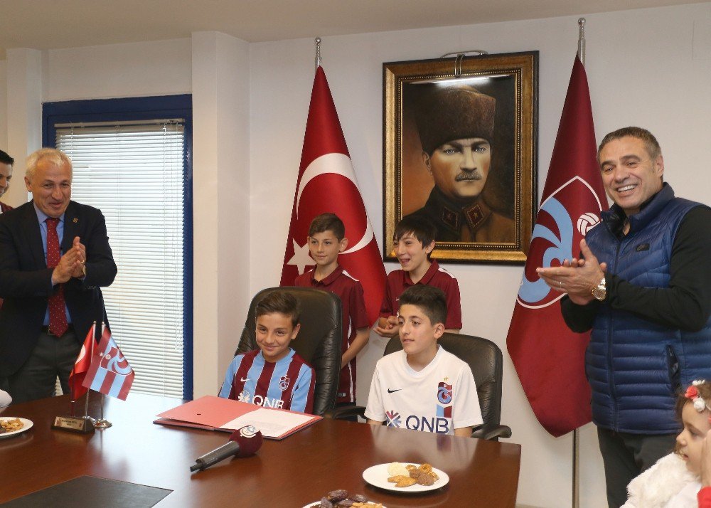 Trabzonspor’da 23 Nisan Etkinliği Yapıldı