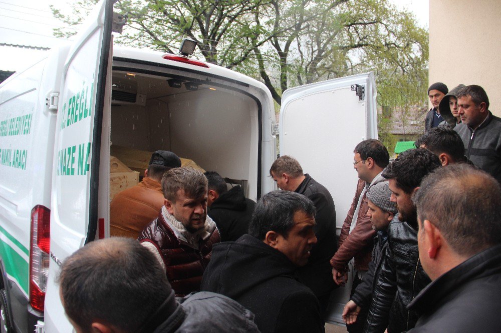 Aynı İsmi Taşıdığı Dedesinin Cenazesi Dönüşü Kazada Hayatını Kaybetti