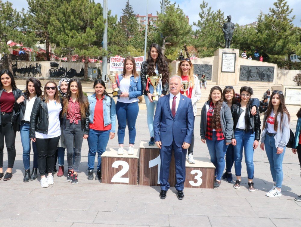 Bozok Üniversitesi 10. Bahar Şenliği Başladı