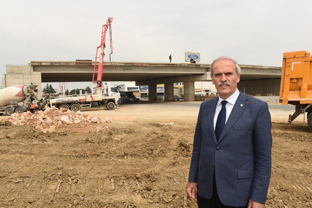 Merkez Trafiği Yüklerinden Arınıyor