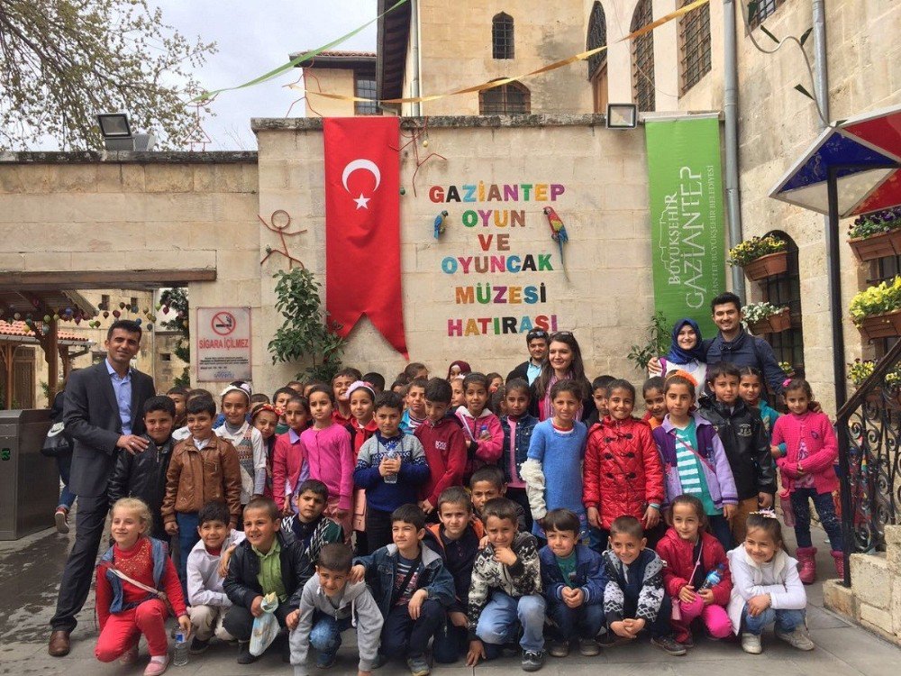 Çocuklar İçin De Şimdi Gaziantep Zamanı