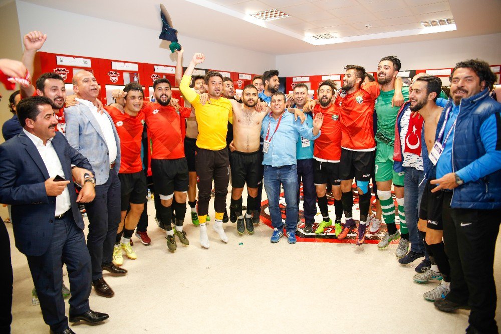 Gaziantep Derbisini Şehitkamil Belediyespor Kazandı