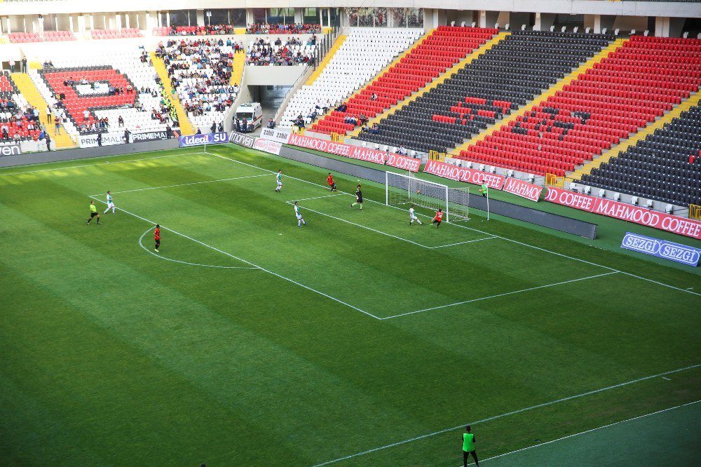 Gaziantep Derbisini Şehitkamil Belediyespor Kazandı