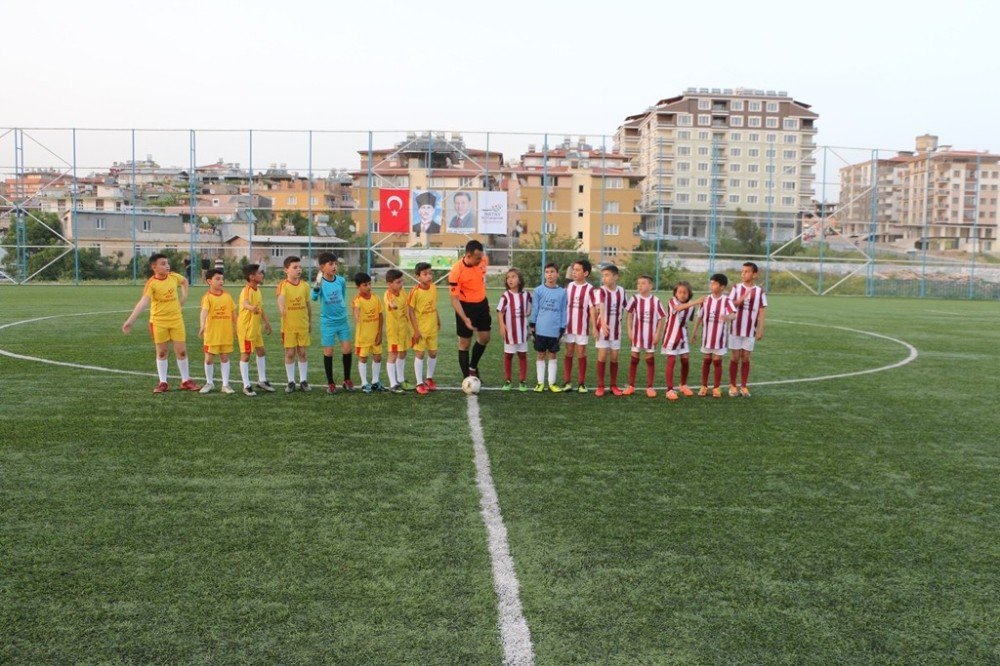 Hatay’da 23 Nisan Futbol Turnuvası