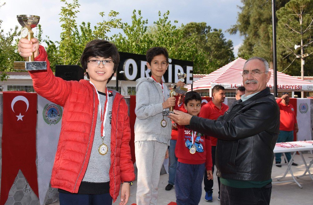 İncirliova’da Satranç Şampiyonları Ödüllendirildi