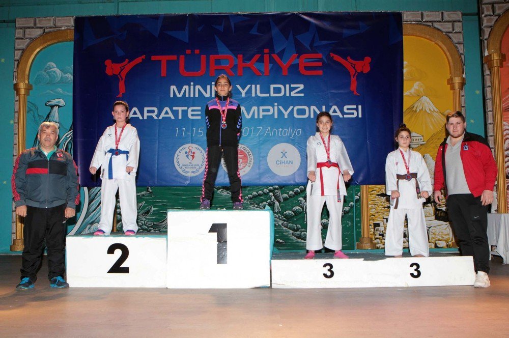 Kartal’ın Gururu Armina Erkan Karate Milli Takımında