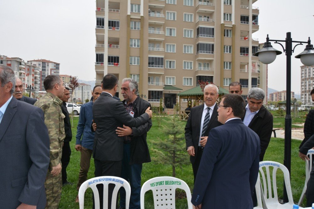 Vali Toprak Şehit Polisler İçin Okutulan Mevlite Katıldı.