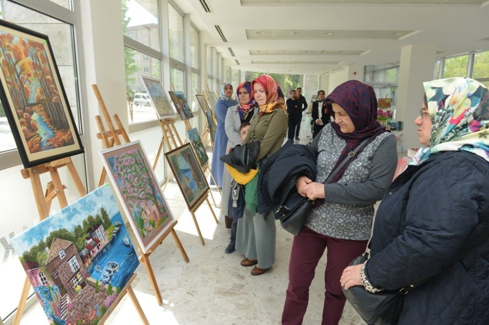 Nilüferli Kadınlardan Sergi