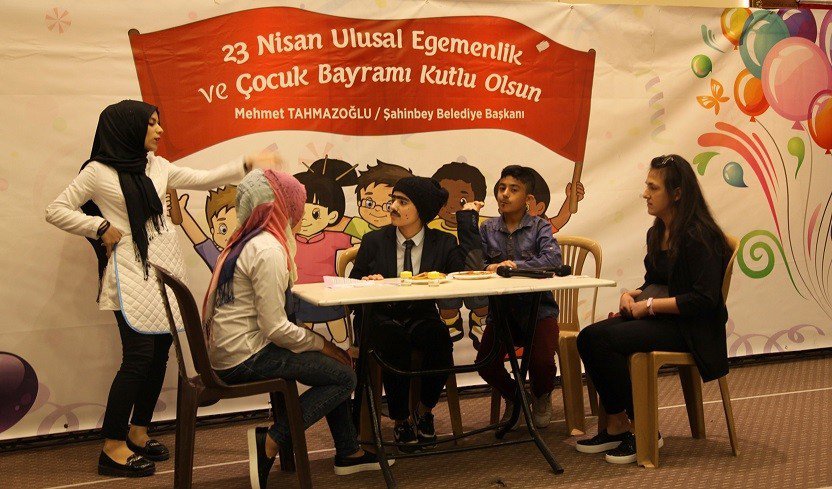 Minik Öğrenciler 23 Nisan’ı Kutladı