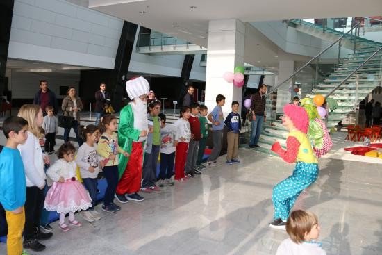 Neü Çocuk Eğitimi Araştırma Ve Uygulama Merkezi Açılış Programı Düzenledi