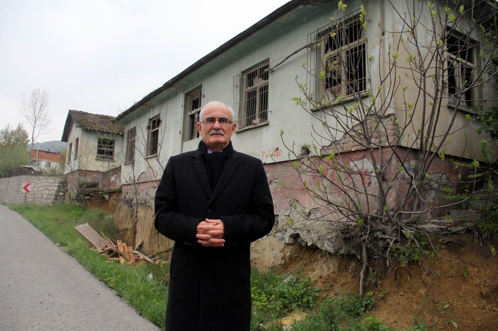 Başkan Yılmaz Görsel Kirliliğe Neşter Vuruyor